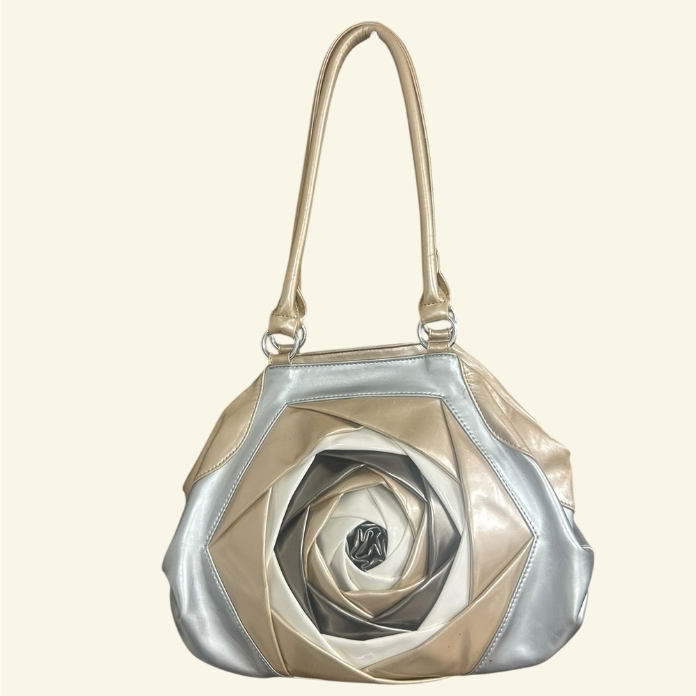 Temptation Italy Beige and Silver Rose shaped Women's Handbag
